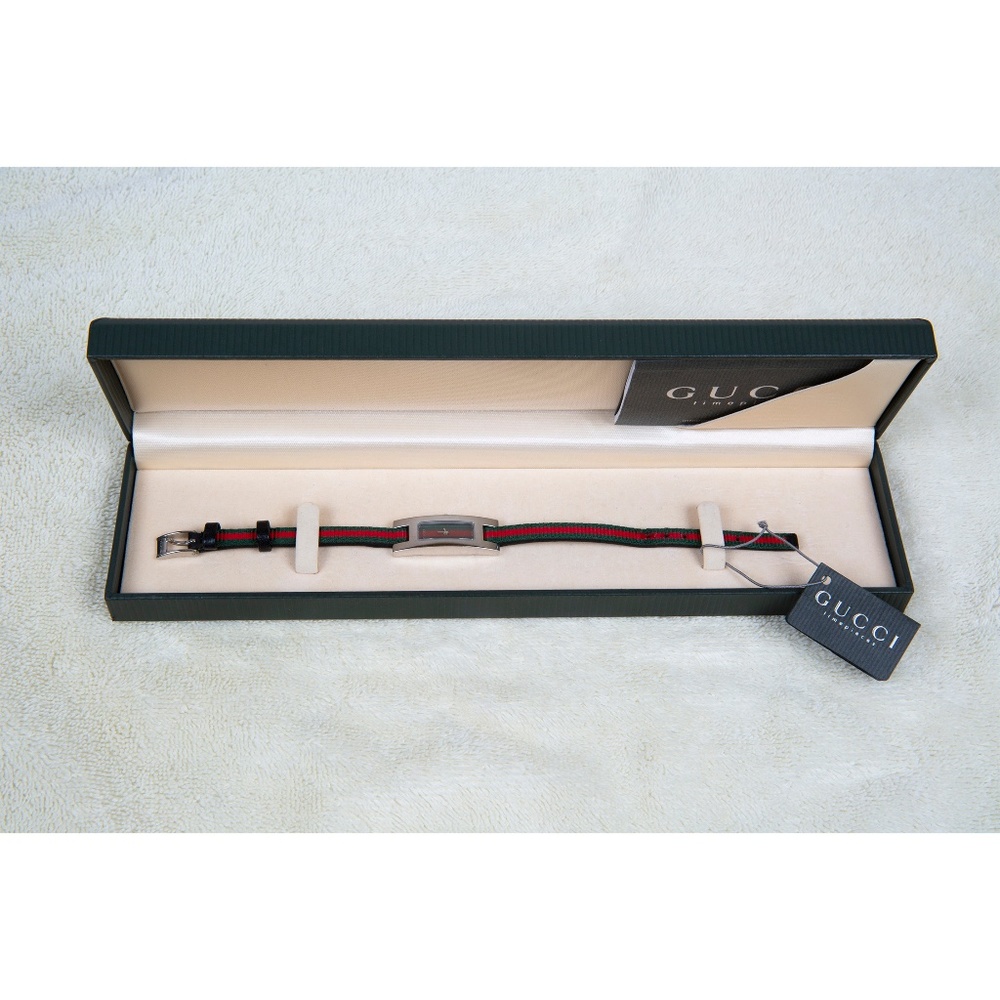GUCCI 3900L Shelly Line Quartz Ladies Watch